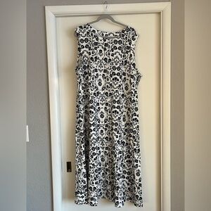 Navy and White Croft & Barrow Floral Dress